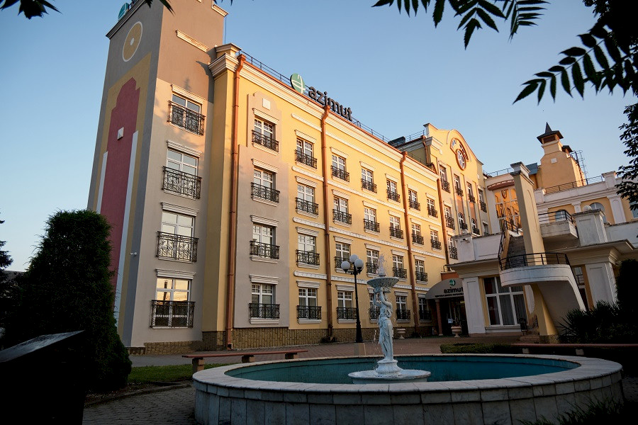 Фото отеля 2