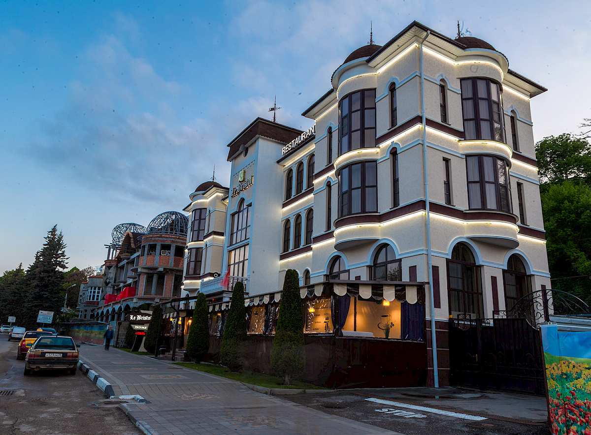 Фото отеля 2