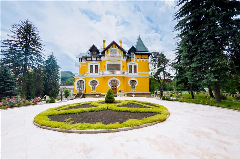 Фото отеля 2