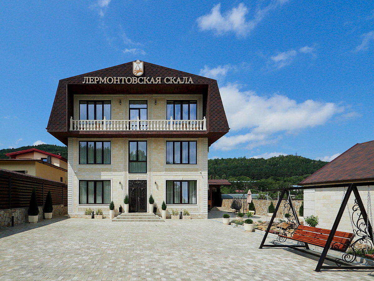 Фото отеля 1