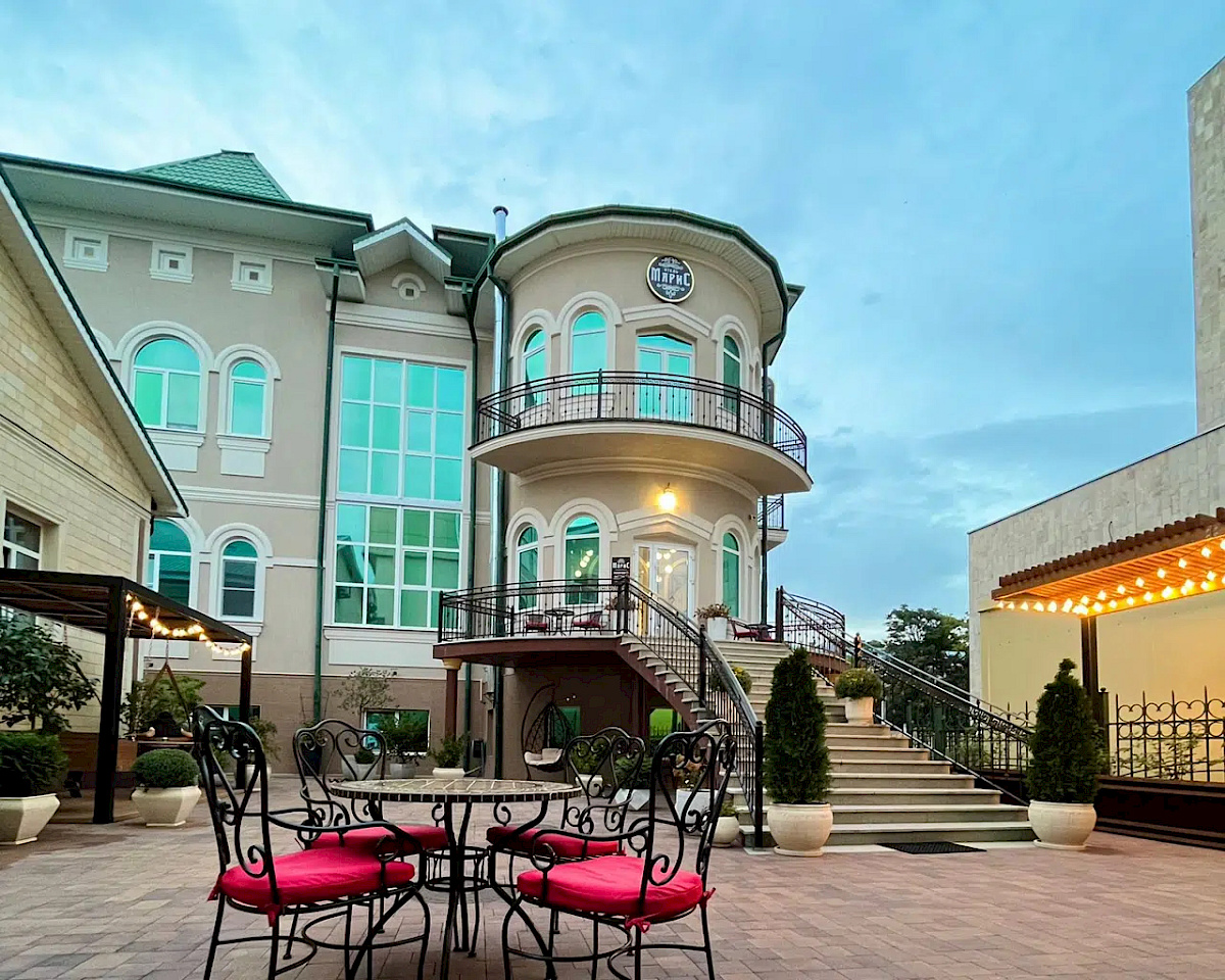 Фото отеля 1