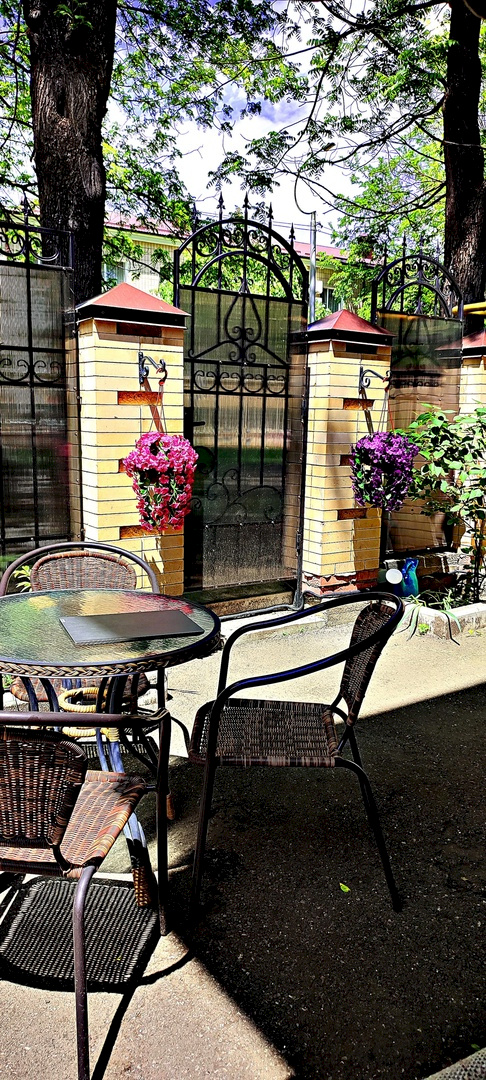 Фото отеля 2